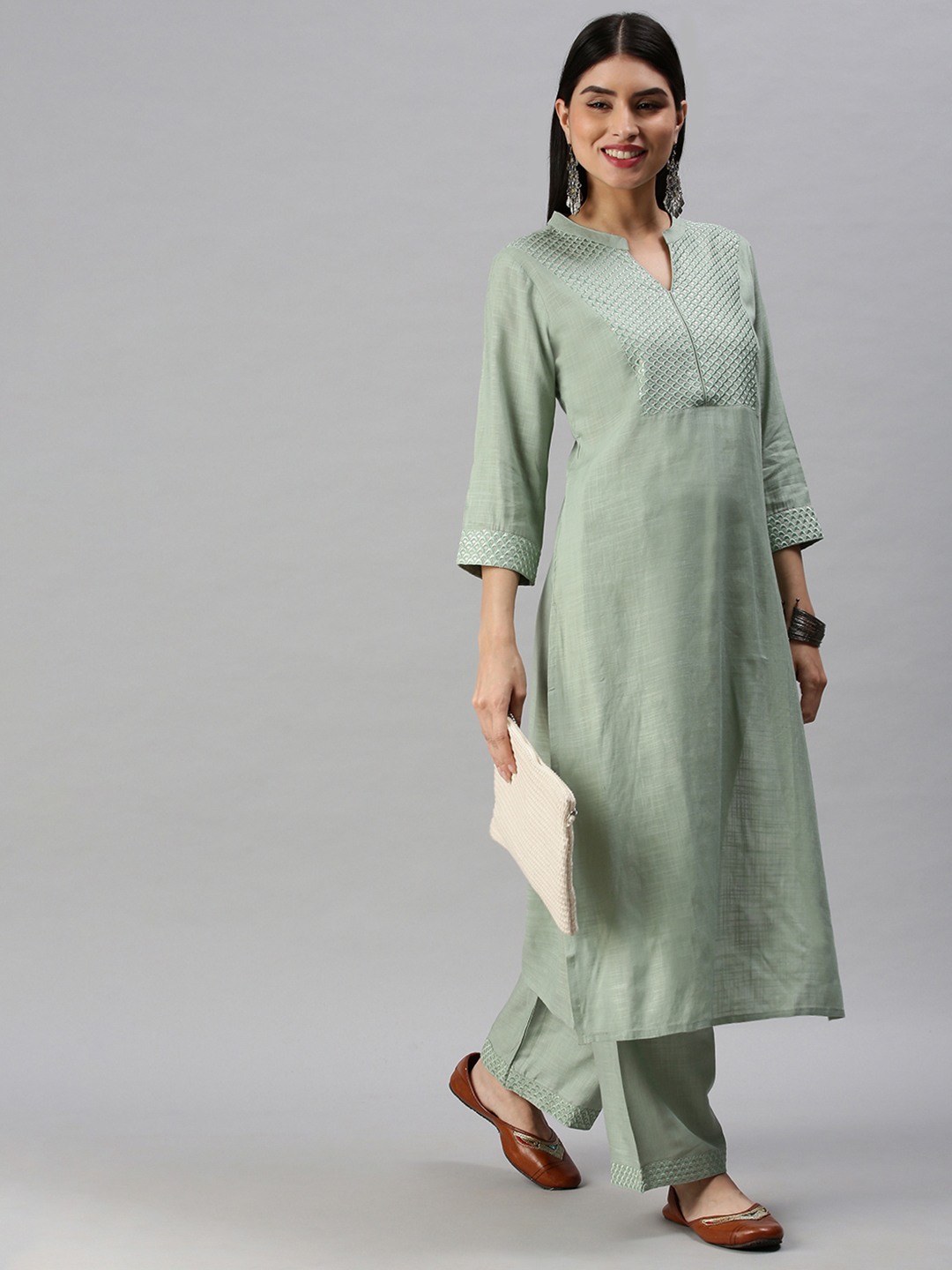 SHOWOFF Women's Casual Solid Kurta Set