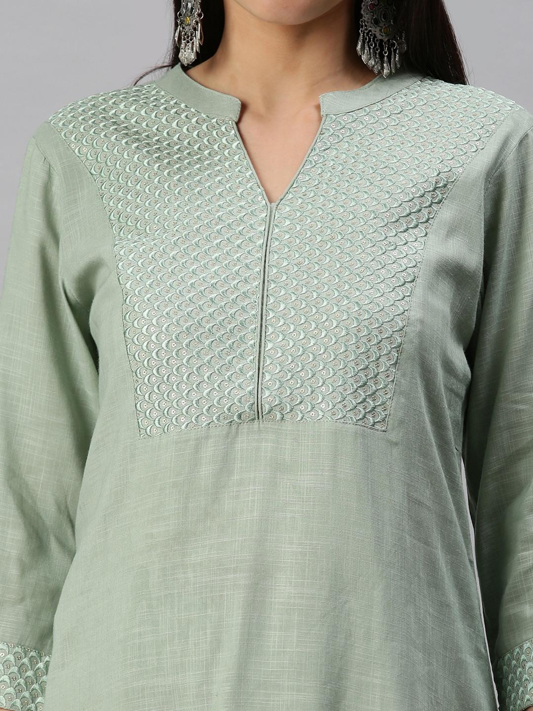 SHOWOFF Women's Casual Solid Kurta Set