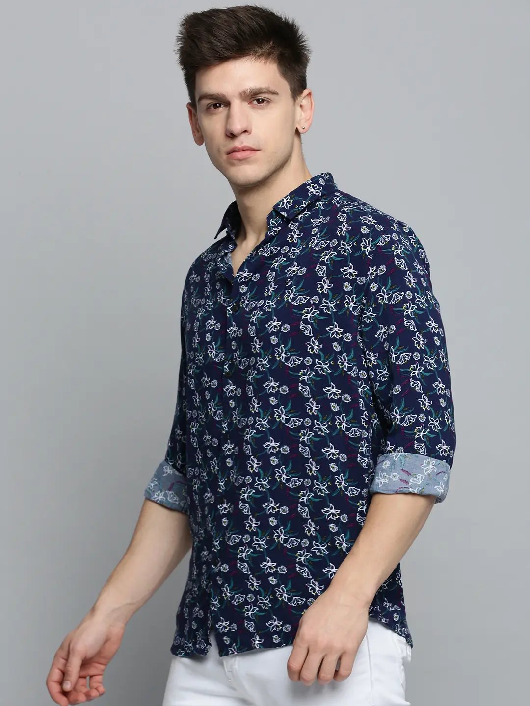 SHOWOFF Men's Spread Collar Navy Blue Printed Shirt