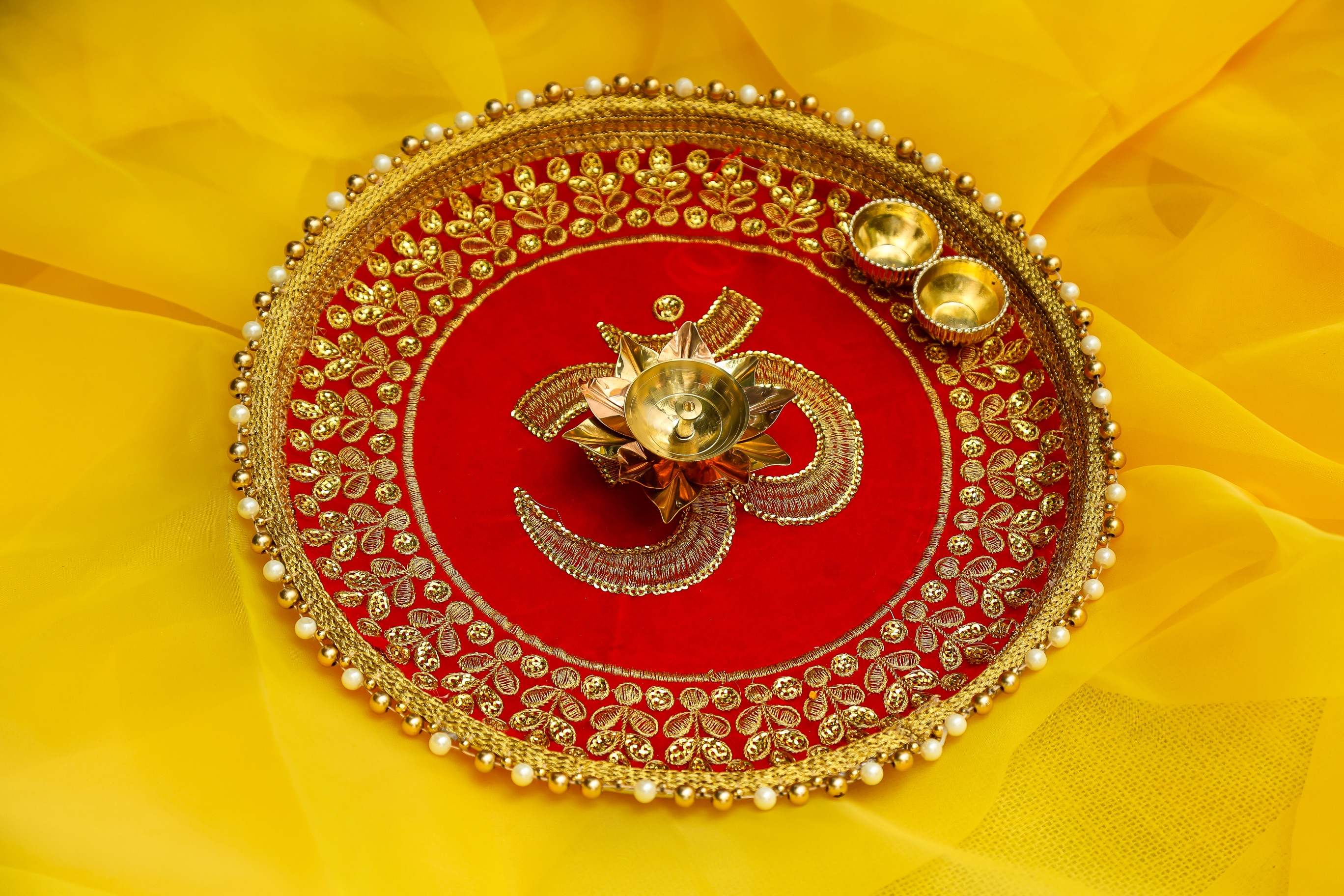 Velvet Thali Om 11"