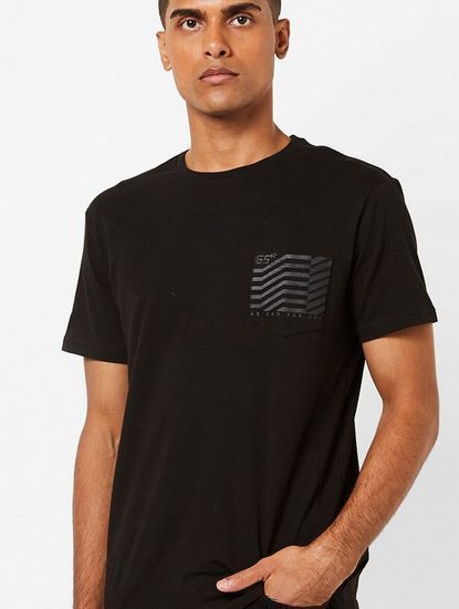 Men's Geryg/s patch pocket crew neck black t-shirt