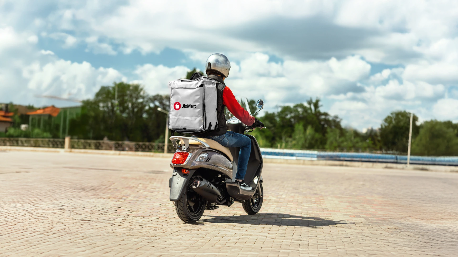 How JioMart delivers with precision in 10-30 minute with Fynd Transport Management System