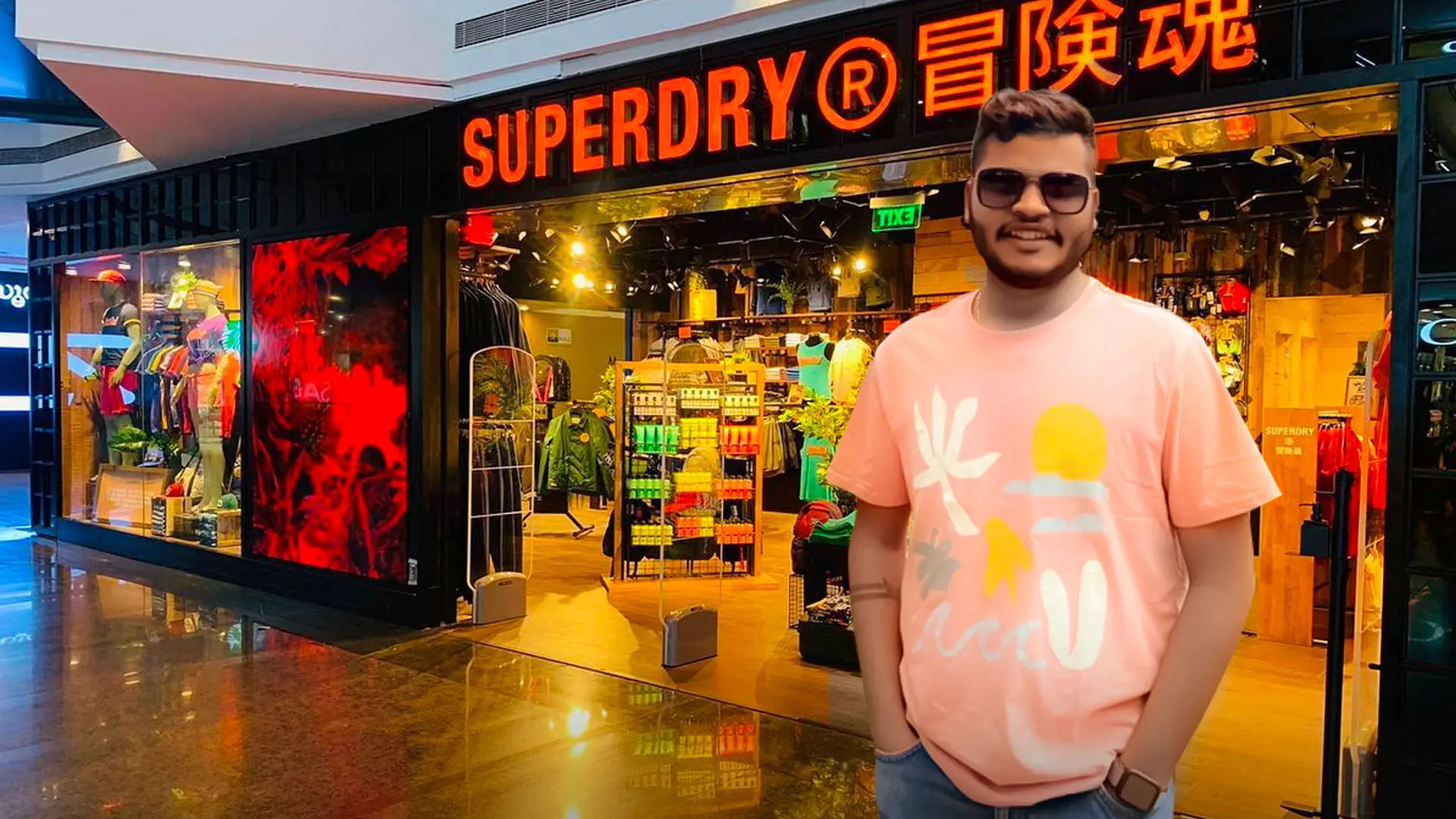 How a fashion consultant generated 7.2% of a Superdry store’s sales with custom collection sharing