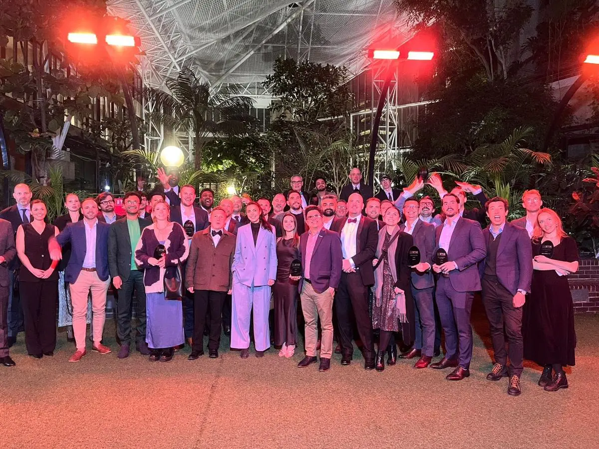 Group photo from a Fynd retail event