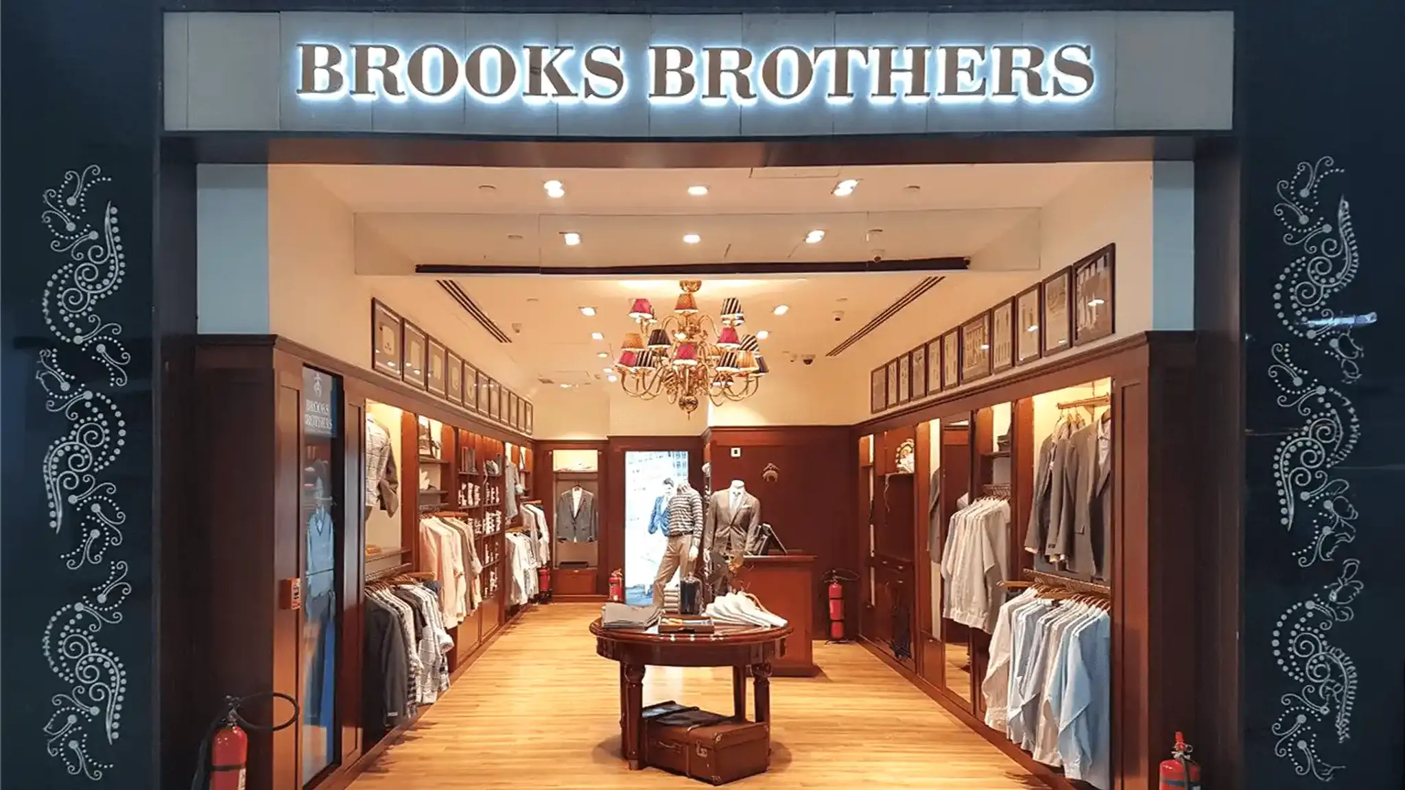 Making sky-high sales at airport stores: How Brooks Brothers conquered this niche market