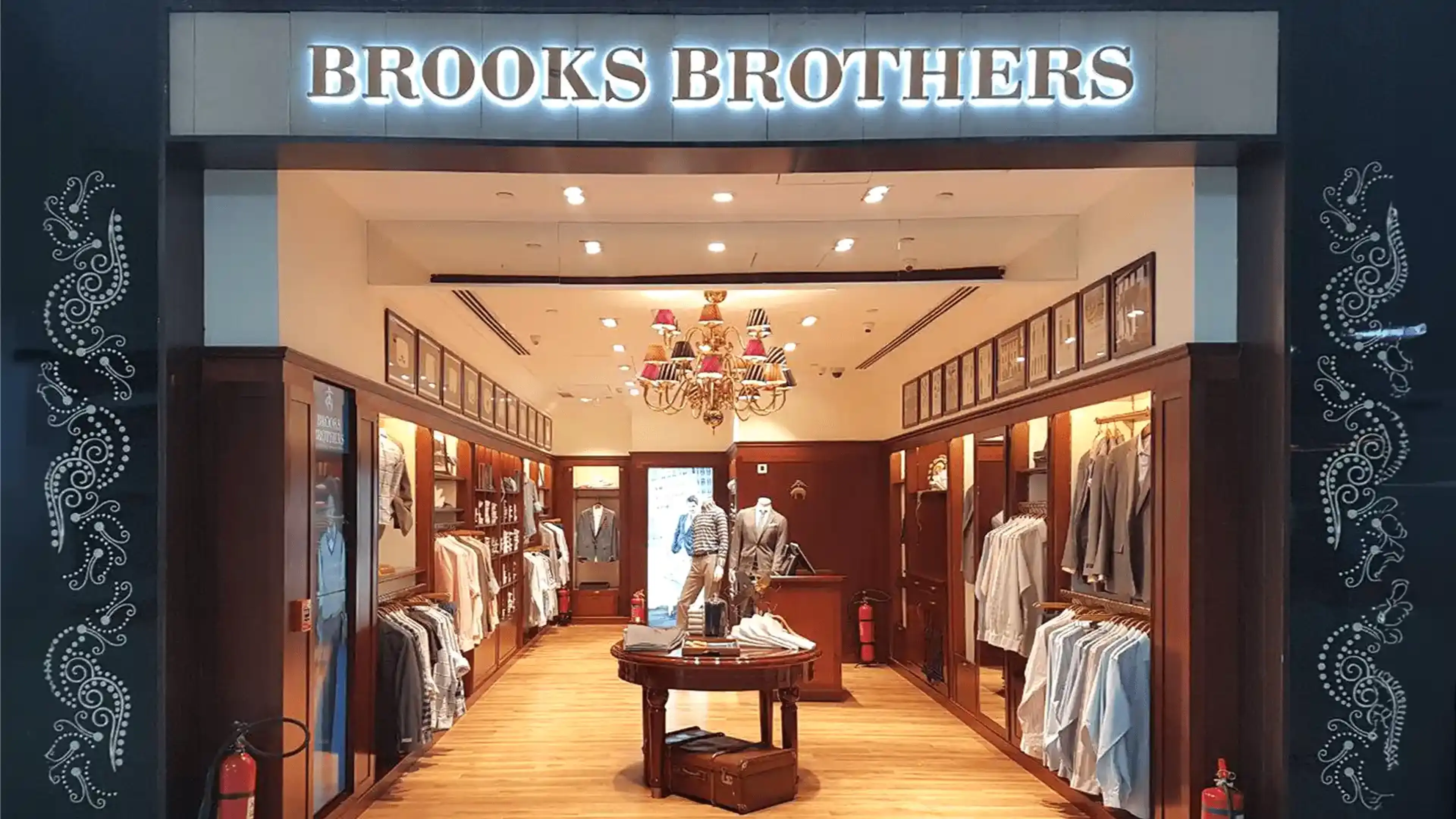 Making sky-high sales at airport stores: How Brooks Brothers conquered this niche market
