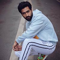 Body Transformation: 5 Inspiring Ways To Stay Fit & Fab Like Vicky Kaushal 