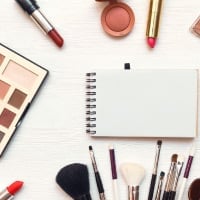 New Year’s Eve Makeup 2023: 5 Incredible Tips and Hacks To Glow In The Party