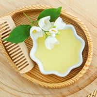 Is Olive Oil Good for Dry Hair? How It Works, Benefits, and Ways To Use