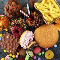 The Role of Estrogen in Women's Health: 5 Foods to Avoid To Maintain This Hormone Balance