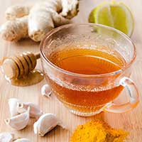 5 Home Remedies To Soothe Sore Throat And Cough