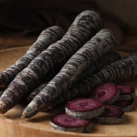 Black Carrot: Plant, Nutrition, Health Benefits, Uses, and Side Effects