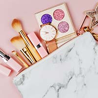 Make-Up Kit Essentials For Summer Vacations