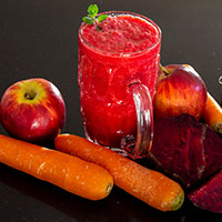 Digital Strain Ruining Eye Health? Drink These Vitamin Loaded Juices To Brighten Up Your Vision