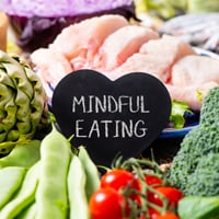 Mindful Eating Guide 101: Health Benefits, Nutrition And Ways To Practice This Diet Regimen
