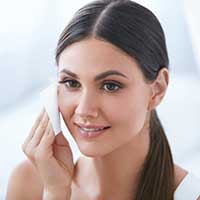 3 DIY Facial Cleansers To Shield Skin From Pollutants In The Air