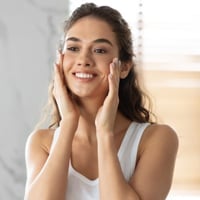 5 Ways To Build Basic Beauty Regimen For Aging Skin 