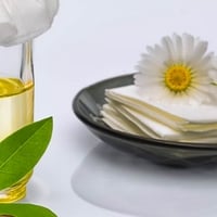 Jojoba Oil Is Great For Indian Skin 