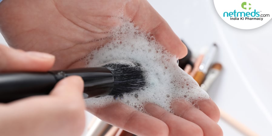cleaning brushes