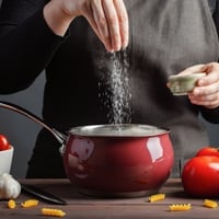 Guilty Of Eating Salt-Loaded Diet? 5 Foods To Consume Immediately To Reduce The Side Effects Of Sodium