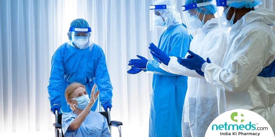 Doctors sending off COVID recovered patient