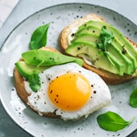 Low Carb vs. Low Fat Foods: Explore How These Diet Regimens Help In Your Weight Loss Journey
