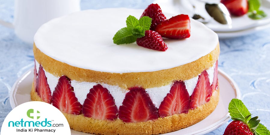 Eggless Vanilla Sponge Cake With Strawberry Topping