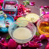 Ayurvedic Facial: A Detailed Introduction To This Natural Herbal Therapy For Glowing, Spotless Skin