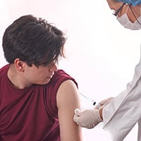 Vaccines: Learn How They Work And What Common Side Effects They Cause