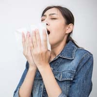 5 Simple And Effective Home Remedies For Summer Cold