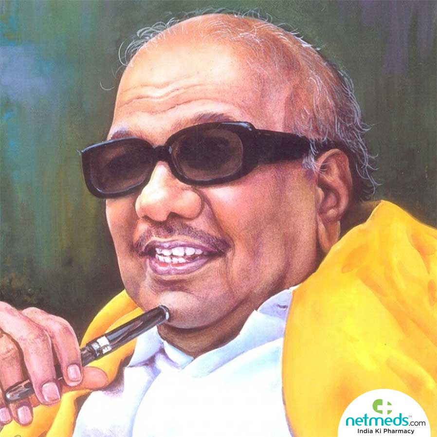 Kalaignar with pen