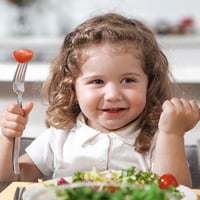 Summer Diet Plan for Kids: Best Foods to Eat and Avoid, Sample Menu
