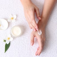 DIY Herbal Hand Salve: Soothe And Heal Dry, Cracked Hands Naturally This Winter