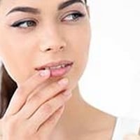 Winter Care Tips For Smoother Hands and Lips 