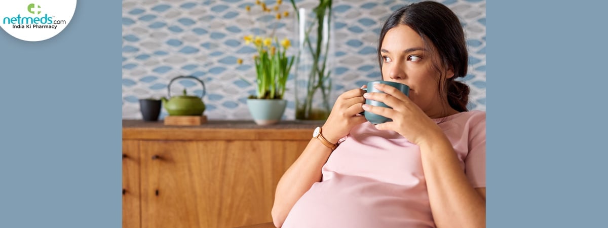pregnant women drinking tea