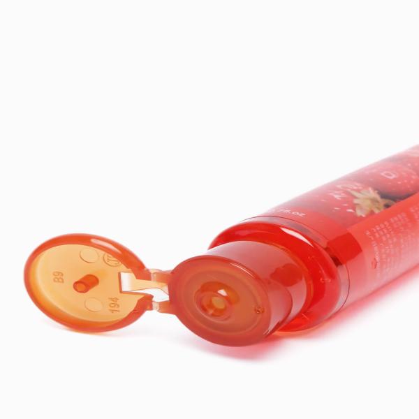 Buy Fruits Fun Edible Strawberry Water Based Lubricant 80 ml Online at  Discounted Price | Netmeds