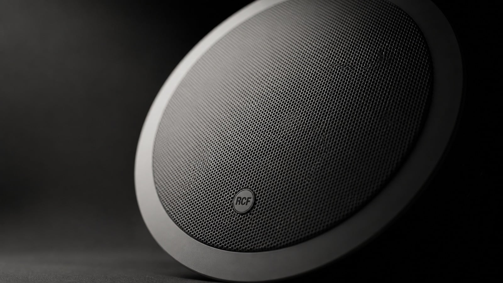 RCF SUB 9029-AS Active Dual 19 Subwoofer | aDawliah shop