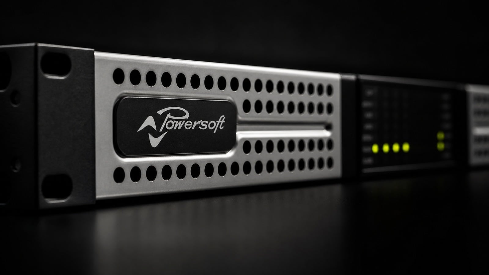 Powersoft Quattrocanali 4804 DSP+D 4800W 4-Channel Amplifier with