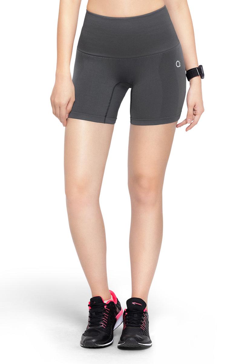 Seamless Cycling Shorts - Gray Pinstripe